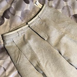Light grey pleated pant
